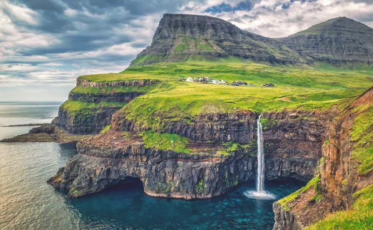 Canal Off estreia terceira temporada de Ilhas Paradisíacas