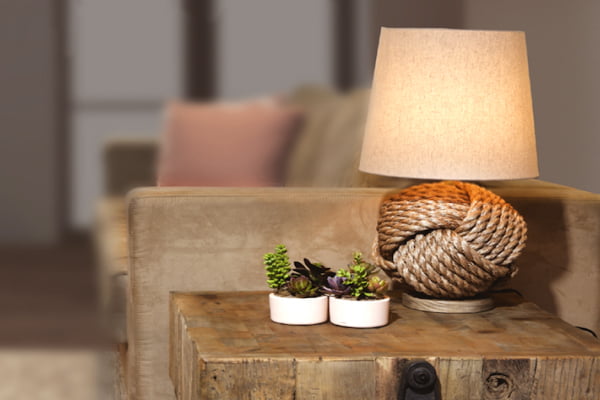 Por que instalar um abajur de cristal em casa? Descubra como esse item pode mudar seu lar Por que instalar um abajur de cristal em casa? Descubra como esse item pode mudar seu lar